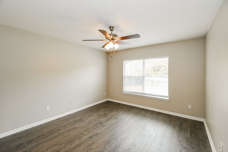 2,200/Mo, 3146 White Heron Trl Orange Park, FL 32073 Main Bedroom View