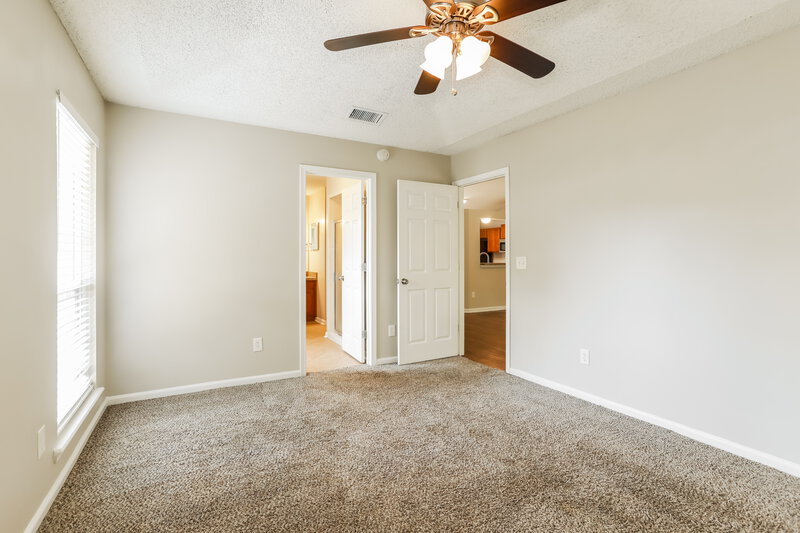 1,940/Mo, 8063 Macdougall Dr E Jacksonville, FL 32244 Main Bedroom View 2