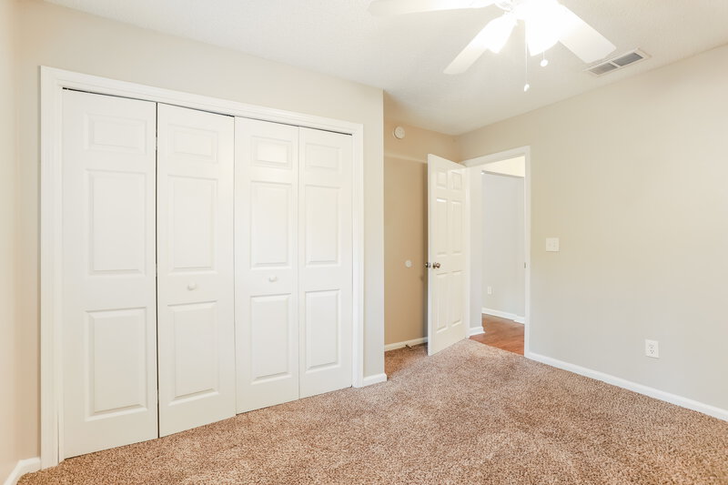 1,940/Mo, 8063 Macdougall Dr E Jacksonville, FL 32244 Bedroom View