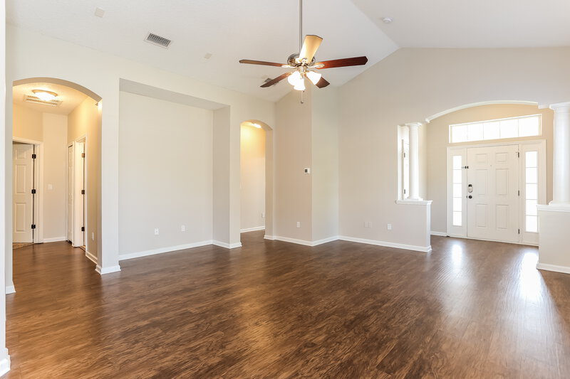 1,810/Mo, 2837 Cross Creek Dr Green Cove Springs, FL 32043 Living Room View 2