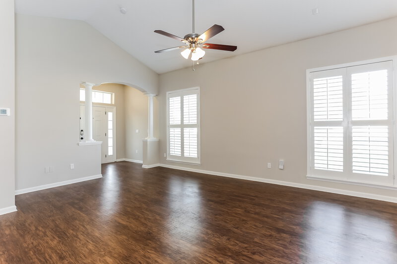 1,810/Mo, 2837 Cross Creek Dr Green Cove Springs, FL 32043 Living Room View 3