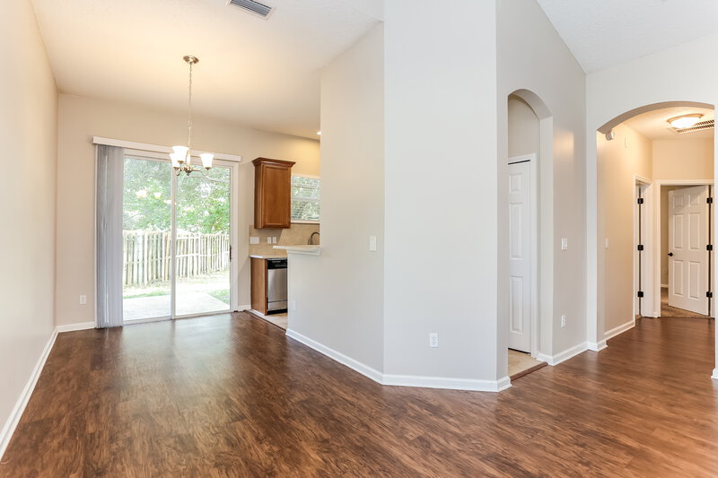 1,810/Mo, 2837 Cross Creek Dr Green Cove Springs, FL 32043 Dining Room View
