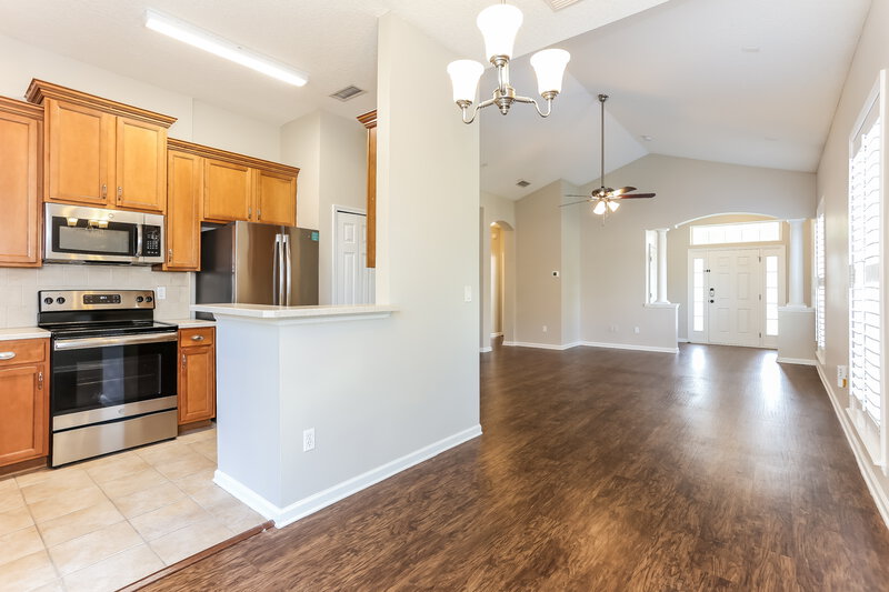 1,810/Mo, 2837 Cross Creek Dr Green Cove Springs, FL 32043 Dining Room View 2