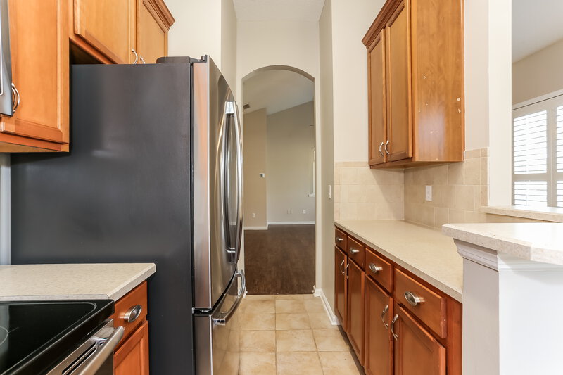 1,810/Mo, 2837 Cross Creek Dr Green Cove Springs, FL 32043 Kitchen View 2