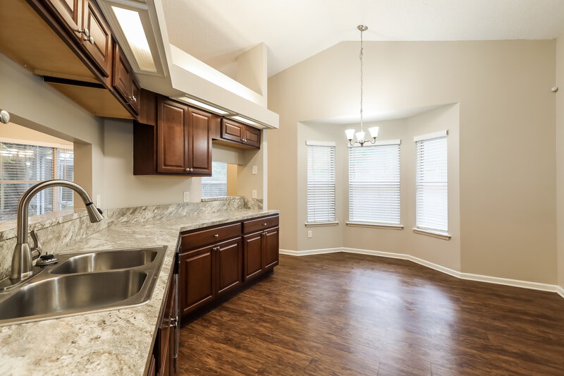 1,690/Mo, 7971 Copperfield Cir N Jacksonville, FL 32244 Kitchen View 2