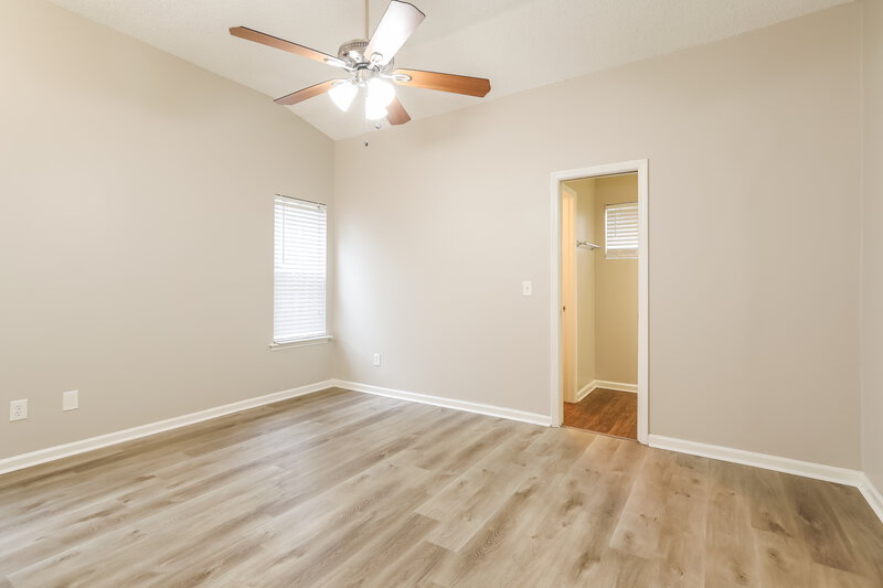 1,690/Mo, 7971 Copperfield Cir N Jacksonville, FL 32244 Main Bedroom View