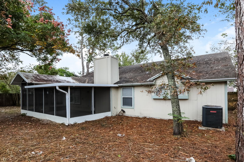 1,690/Mo, 7971 Copperfield Cir N Jacksonville, FL 32244 Rear View 2