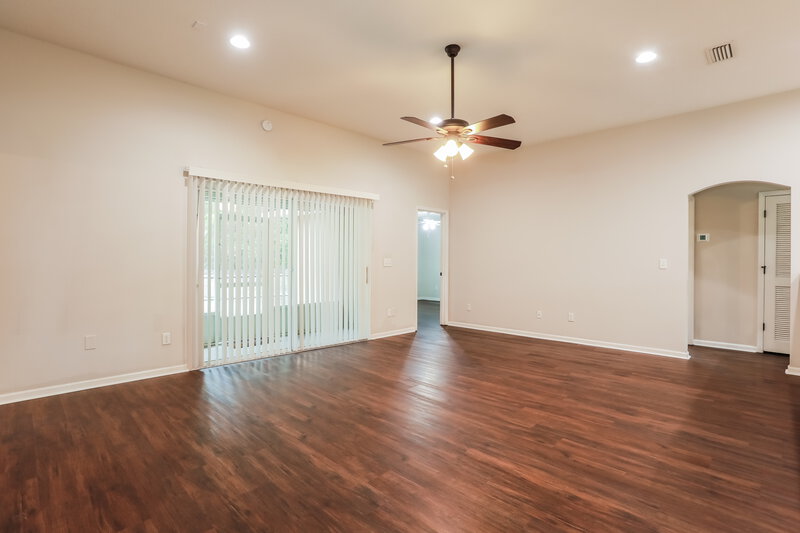 2,270/Mo, 1143 Calla Glen Ln Green Cove Springs, FL 32043 Living Room View