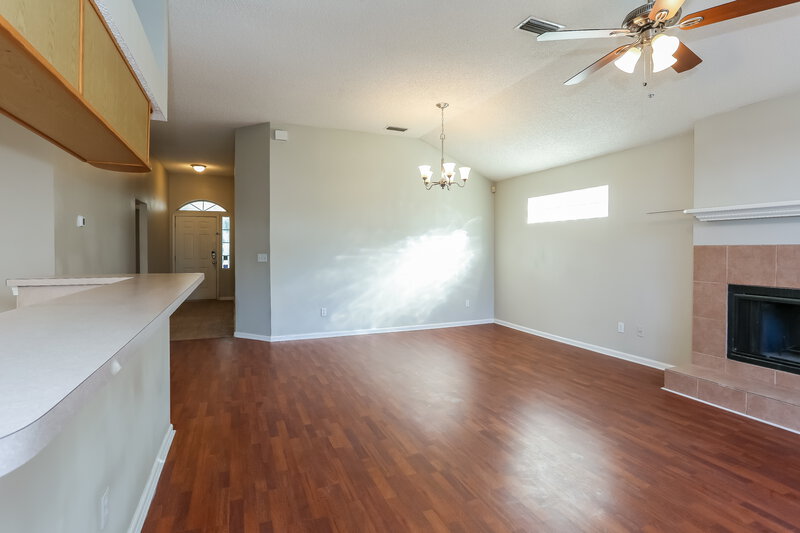 1,805/Mo, 1170 Homard Blvd E Jacksonville, FL 32225 Living Room View 2