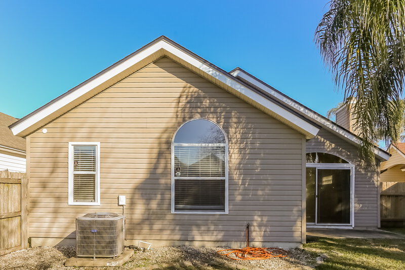 1,805/Mo, 1170 Homard Blvd E Jacksonville, FL 32225 Rear View