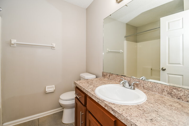 1,790/Mo, 1523 Slash Pine Ct Orange Park, FL 32073 Bathroom View