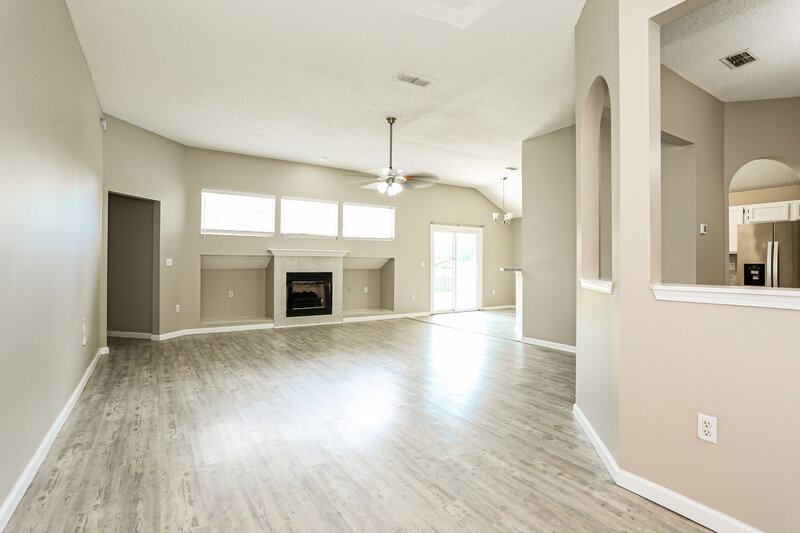 1,765/Mo, 3827 Star Leaf Rd Jacksonville, FL 32210 Living Room View 2