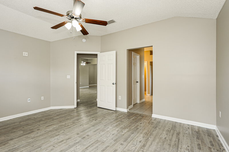 1,765/Mo, 3827 Star Leaf Rd Jacksonville, FL 32210 Main Bedroom View