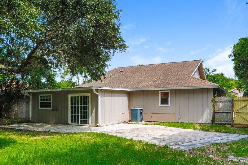 1,875/Mo, 7039 Eagles Perch Dr Jacksonville, FL 32244 Rear View