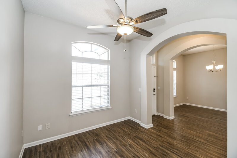 2,085/Mo, 7955 Ortega Bluff Pkwy Jacksonville, FL 32244 Family Room View