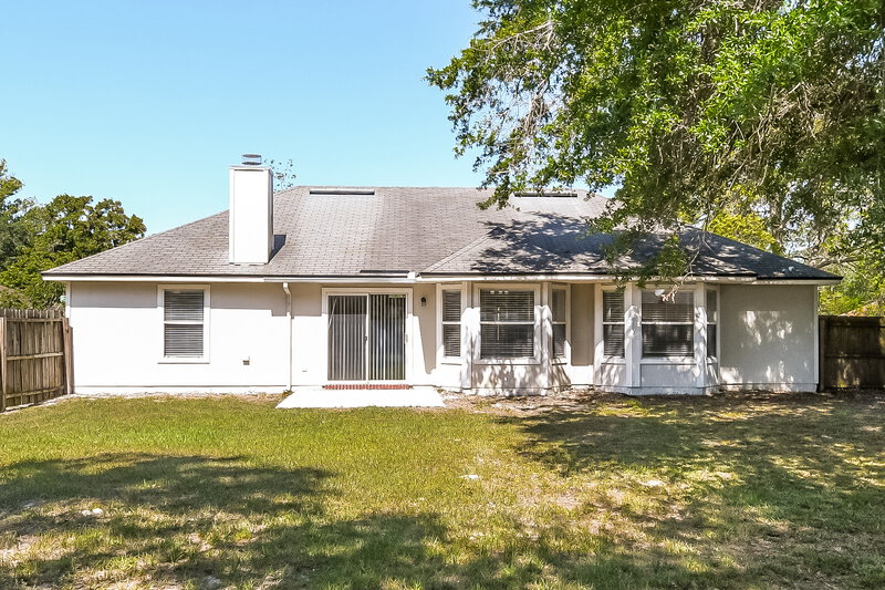 2,085/Mo, 7955 Ortega Bluff Pkwy Jacksonville, FL 32244 Rear View 2