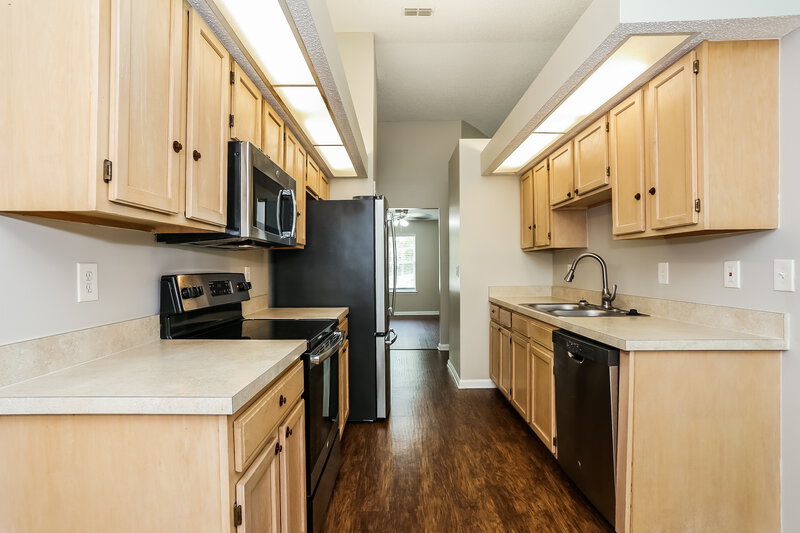 2,140/Mo, 9260 Topohill Ct Jacksonville, FL 32225 Kitchen View