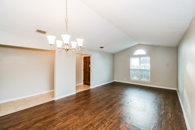 2,200/Mo, 2697 Diplomat Ct Jacksonville, FL 32246 Dining Room View