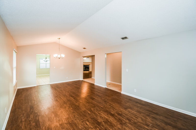 2,200/Mo, 2697 Diplomat Ct Jacksonville, FL 32246 Den View