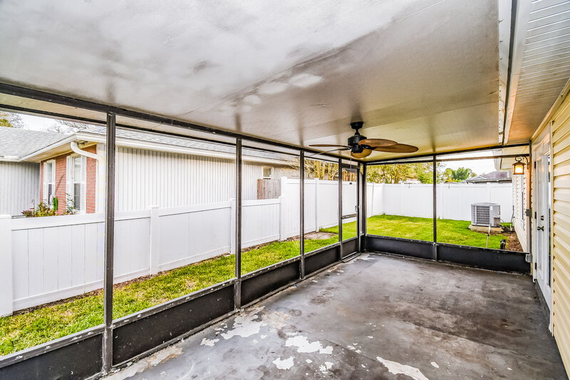 2,200/Mo, 2697 Diplomat Ct Jacksonville, FL 32246 Screen Porch View