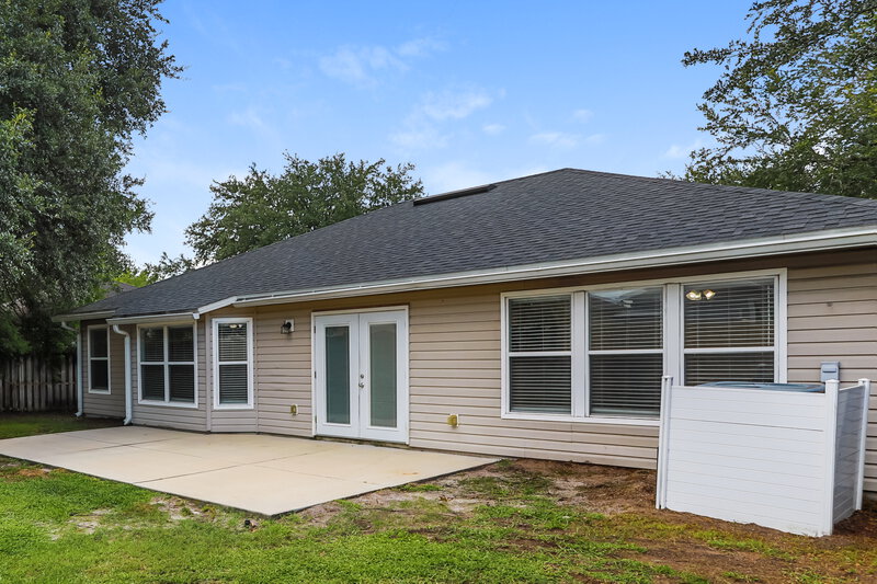 1,745/Mo, 7109 Beekman Lake Dr Jacksonville, FL 32222 Rear View 2