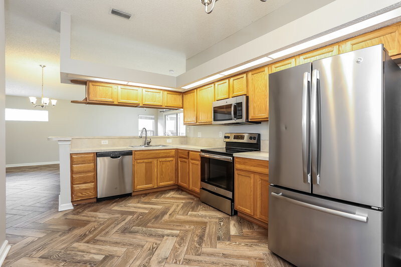1,830/Mo, 1148 Brookwood Bluff Rd E Jacksonville, FL 32225 Kitchen View 2
