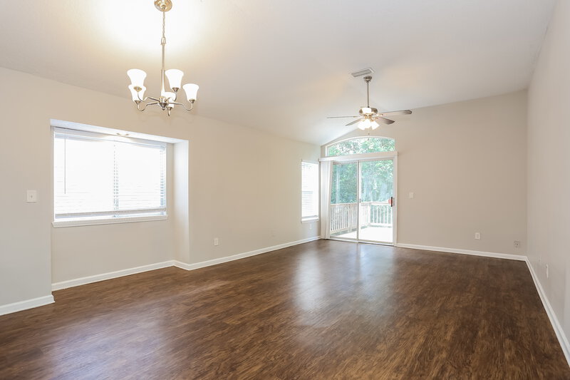 2,710/Mo, 10321 Homard Blvd N Jacksonville, FL 32225 Dining Room View