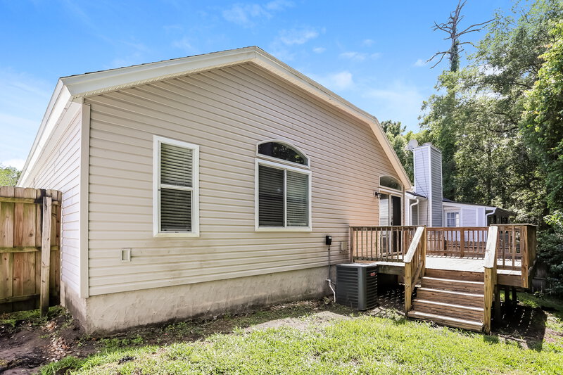 2,710/Mo, 10321 Homard Blvd N Jacksonville, FL 32225 Rear View