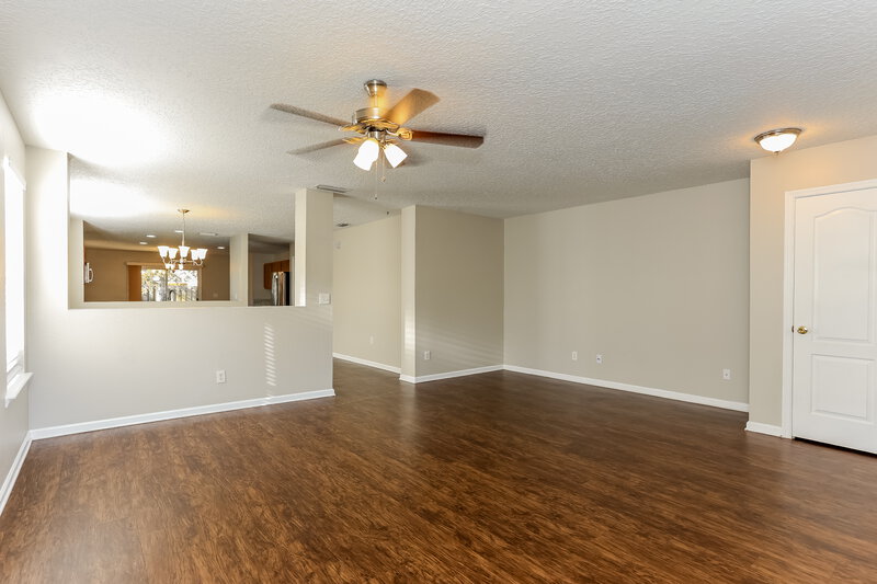 2,095/Mo, 1429 Dunns Lake Dr Jacksonville, FL 32218 Living Room View 2