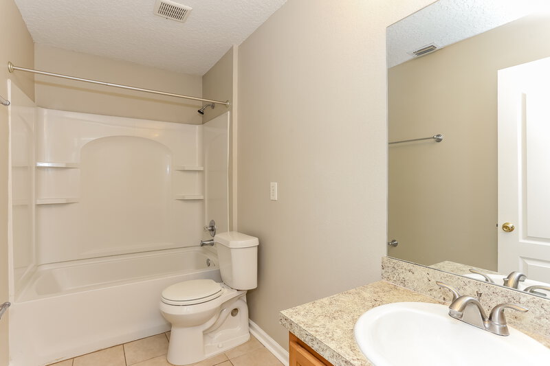 2,095/Mo, 1429 Dunns Lake Dr Jacksonville, FL 32218 Bathroom View