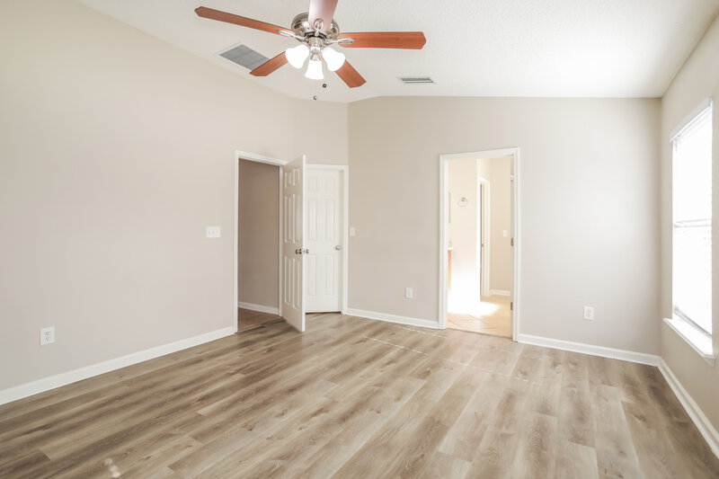 2,215/Mo, 2109 S Cranbrook Ave St Augustine, FL 32092 Main Bedroom View