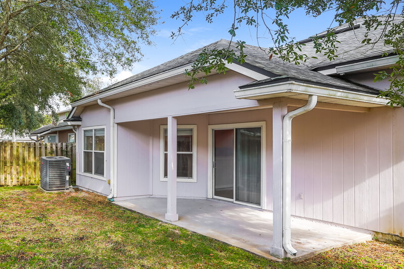 2,215/Mo, 2109 S Cranbrook Ave St Augustine, FL 32092 Rear View 2