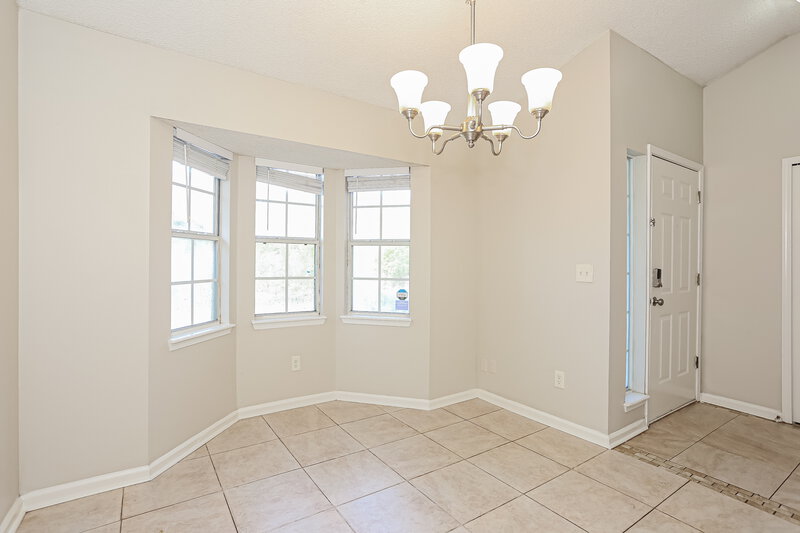 1,945/Mo, 11340 Trotting Horse Ln S Jacksonville, FL 32225 Dining Room View