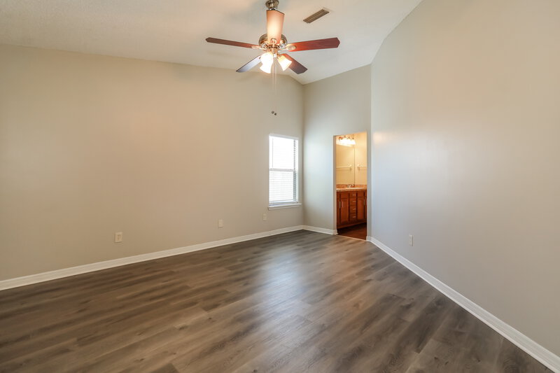 1,545/Mo, 7973 Swamp Flower Dr E Jacksonville, FL 32244 Main Bedroom View