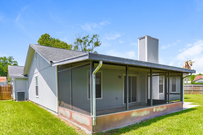 1,545/Mo, 7973 Swamp Flower Dr E Jacksonville, FL 32244 Rear View