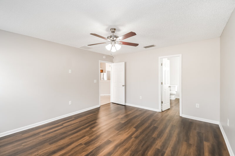 1,865/Mo, 1748 Northglen Cir Middleburg, FL 32068 Main Bedroom View 2