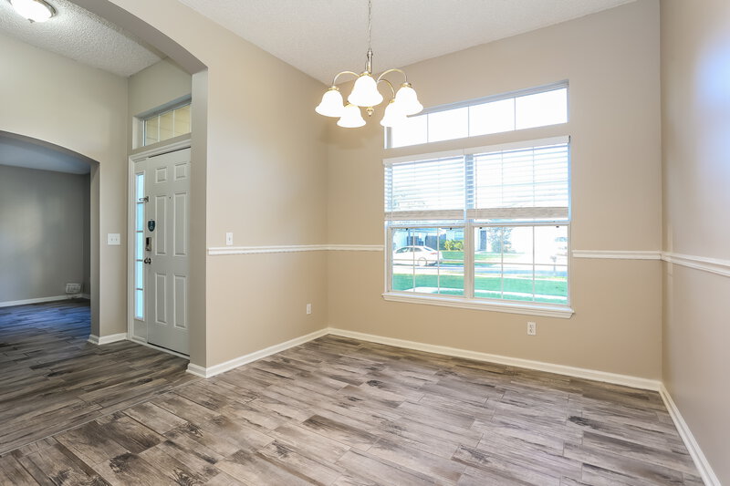2,315/Mo, 3476 Shelley Dr Green Cove Springs, FL 32043 Dining Room View 2