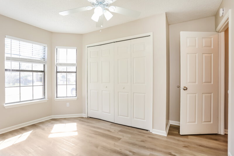 2,020/Mo, 1560 Beecher Ln Orange Park, FL 32073 Bedroom View 2