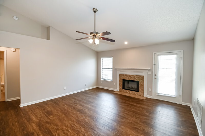1,890/Mo, 5328 Tessa Ter Jacksonville, FL 32244 Living Room View