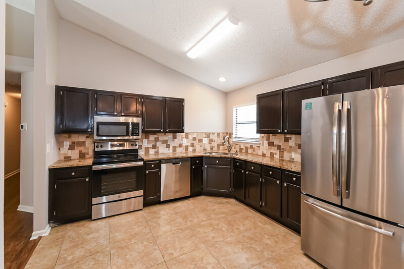 1,890/Mo, 5328 Tessa Ter Jacksonville, FL 32244 Kitchen View 2