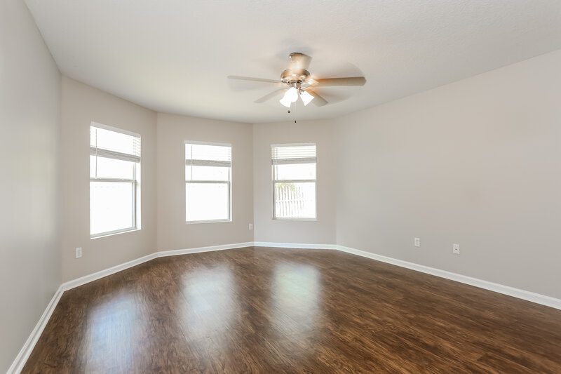 2,260/Mo, 11829 Parker Lakes Dr Jacksonville, FL 32221 Main Bedroom View 2