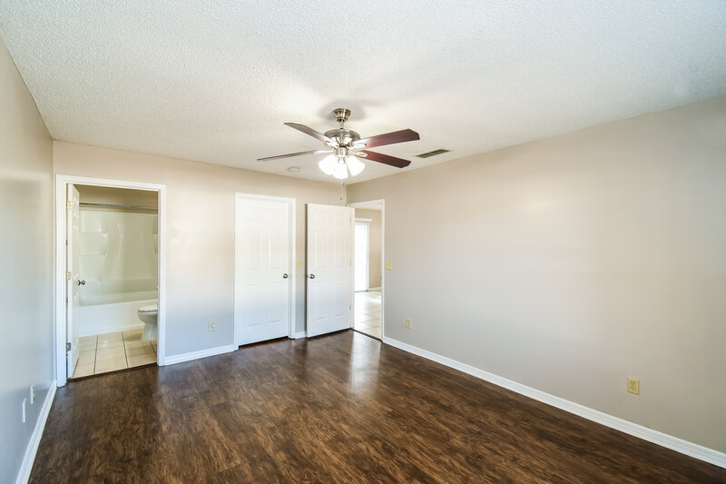 1,690/Mo, 9060 Castle Rock Dr Jacksonville, FL 32221 Main Bedroom View 2