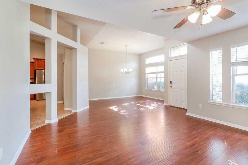 1,855/Mo, 3131 Fox Squirrel Dr Orange Park, FL 32073 Sitting Room View