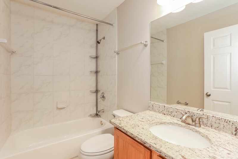 1,855/Mo, 3131 Fox Squirrel Dr Orange Park, FL 32073 Bathroom View