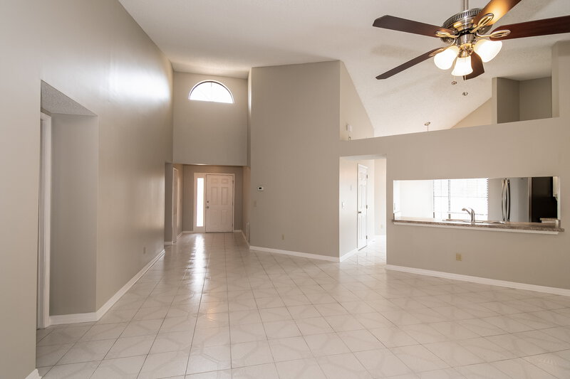1,790/Mo, 8118 Loch Lomond Ln Jacksonville, FL 32244 Living Room View 3
