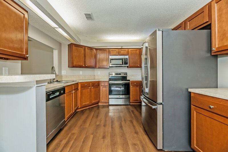 2,025/Mo, 2863 Sandy Beach Ln Jacksonville, FL 32277 Kitchen View