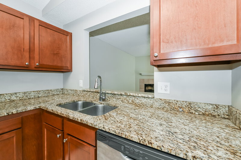 1,980/Mo, 11194 Mikris Dr S Jacksonville, FL 32225 Kitchen View