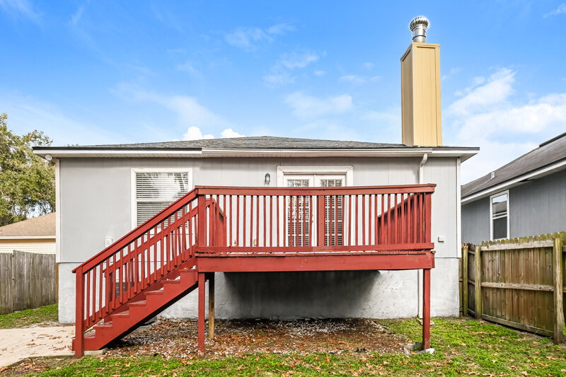 1,980/Mo, 11194 Mikris Dr S Jacksonville, FL 32225 Rear View
