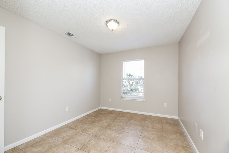 2,340/Mo, 9202 Dale View Ln W Jacksonville, FL 32225 Bedroom View 3