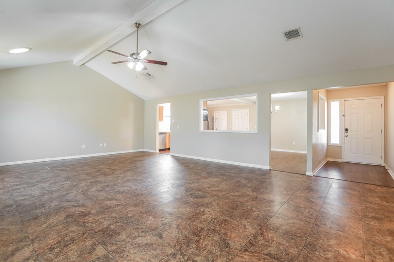 2,180/Mo, 11041 Losco Jct Dr Jacksonville, FL 32257 Living Room View 2